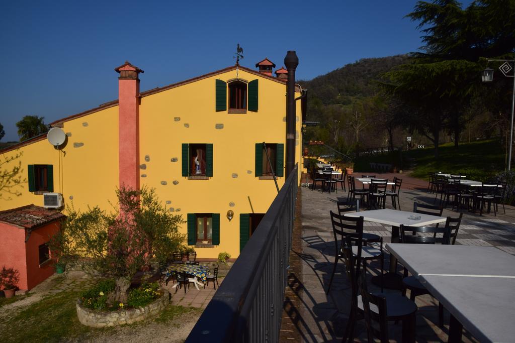 Agriturismo Podere Villa Alessi Cinto Euganeo المظهر الخارجي الصورة